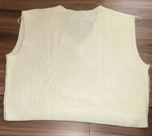 Cute Whiteish Knit V-Neck Vest - Size L