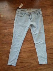 Light Wash Denim Jeans