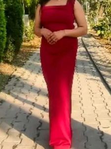 Elegant Red Maxi Dress