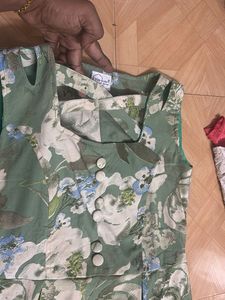 Chic Floral Print Sleeveless Dress