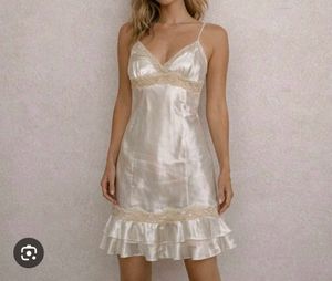 Vintage Satin Lace Slip Dress with brief 👍