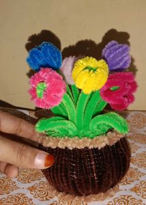 Mini Tulips Pot 🌷with one free key chain 😉