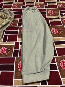 Elegant Embroidered Grey Kurta Set