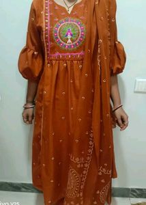 ETHNIC Orange Kurta Set with Dupatta