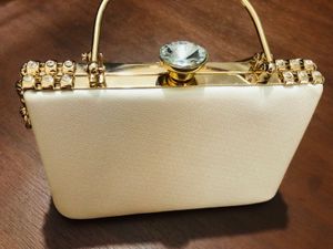 LUXURY BRIDAL NEW CLUTCH