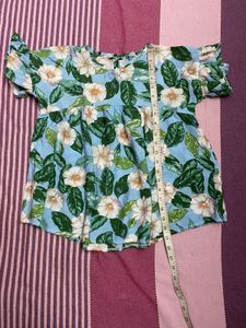 Cute Floral Print Top