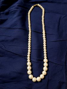 Vintage Faux Pearl Necklace