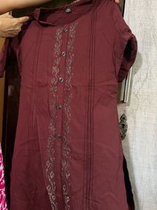 Maroon Kurta Set with Embellishments
