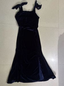 Littlebox Navy Velvet Midi Dress
