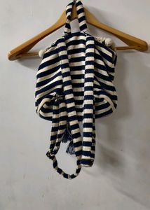 🎀A STYLISH STRIPPED BACKPACKWITH POM-2 DETAILING