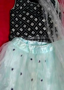 #पार्टी वियर Beautiful Lehenga choli Set