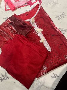 red kurti set