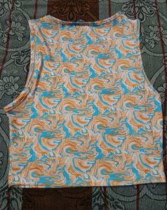 Trendy Marble Print Sleeveless Crop Top