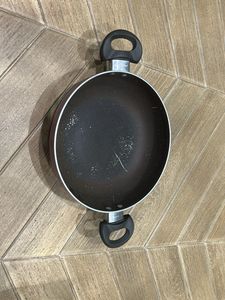 Durable Non-Stick Cooking Pan