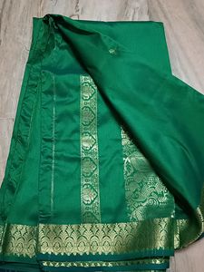 Grab The Splendor Saree