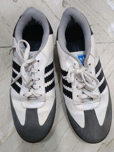 Adidas Sneakers - White/Grey