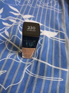 Maybline Fit Me Foundation