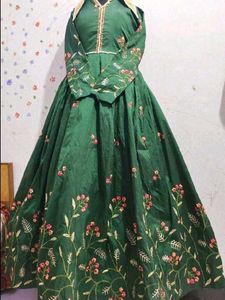 Elegant Green Embroidered Ethnic Gown