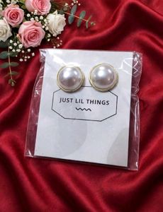 💖 JUST LIL THINGS Pearl Stud Earrings - Korean Mi