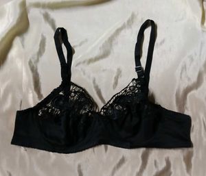 Elegant Black Lace Bra