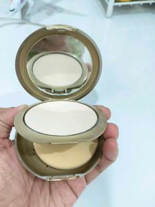 Lakme Compact Powder(w 10 ivory)
