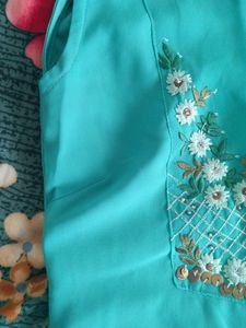 Price Drop Embroided Kurta Sleevless