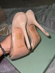 combo of two heels