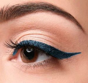 NYKAA Glamor Eyes Eye Pencil (Free delivery)