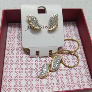 Juvalia & You Brand New Necklace & Earrings Set