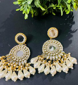 Woman Fancy Party Wear Havey Long Size Earrings