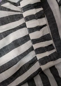 Vintage Inspired Striped Pleated High Waist Pant