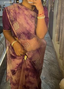 Elegant Purple Tie-Dye Saree