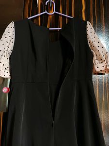 Chic Black Dress with Heart Print Sleeves