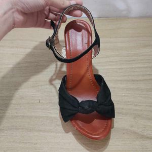 Black Wedge Sandals with Bow Detail 🖤