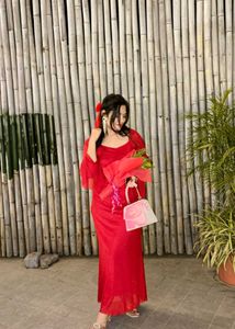 Elegant Red Maxi Dress for Special Occasions
