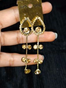 Vintage Gold Tone Rhinestone Earrings