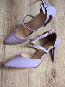 Lavender Patent Pointed Toe Heels