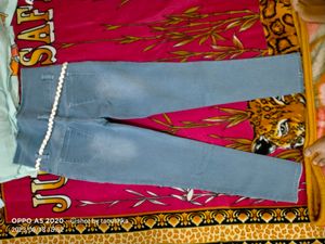 New Jeans With Belt