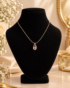Elegant Teardrop Pendant Necklace