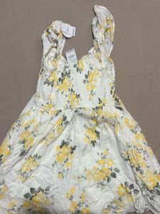 hollister canada floral print mini sundresss