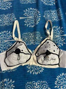 Cute Bra with Unique Design