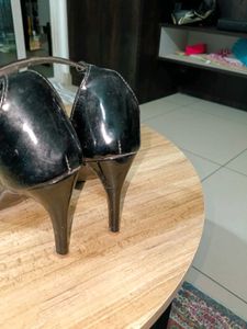 Elegant Black Stiletto Heels