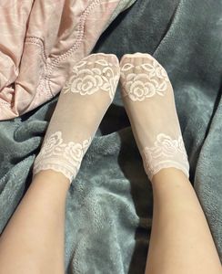Floral Lace Ankle Socks