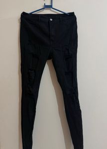H&M Distressed Skinny Jeans