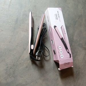 Ikonic Me Hair Straightener