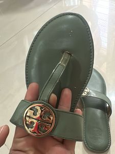 Hype Tory Burch Logo Green Leather Flip Flops