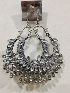 Earings