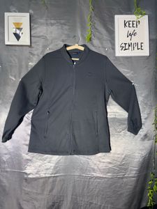 Men's Black Zip-Up Jacket