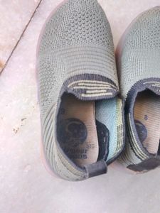 Comfortable Slip-On Sneakers for 2-3 years old kid