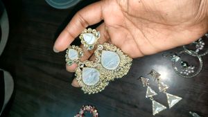Elegant Jewelry Set with Earrings &amp; Ring